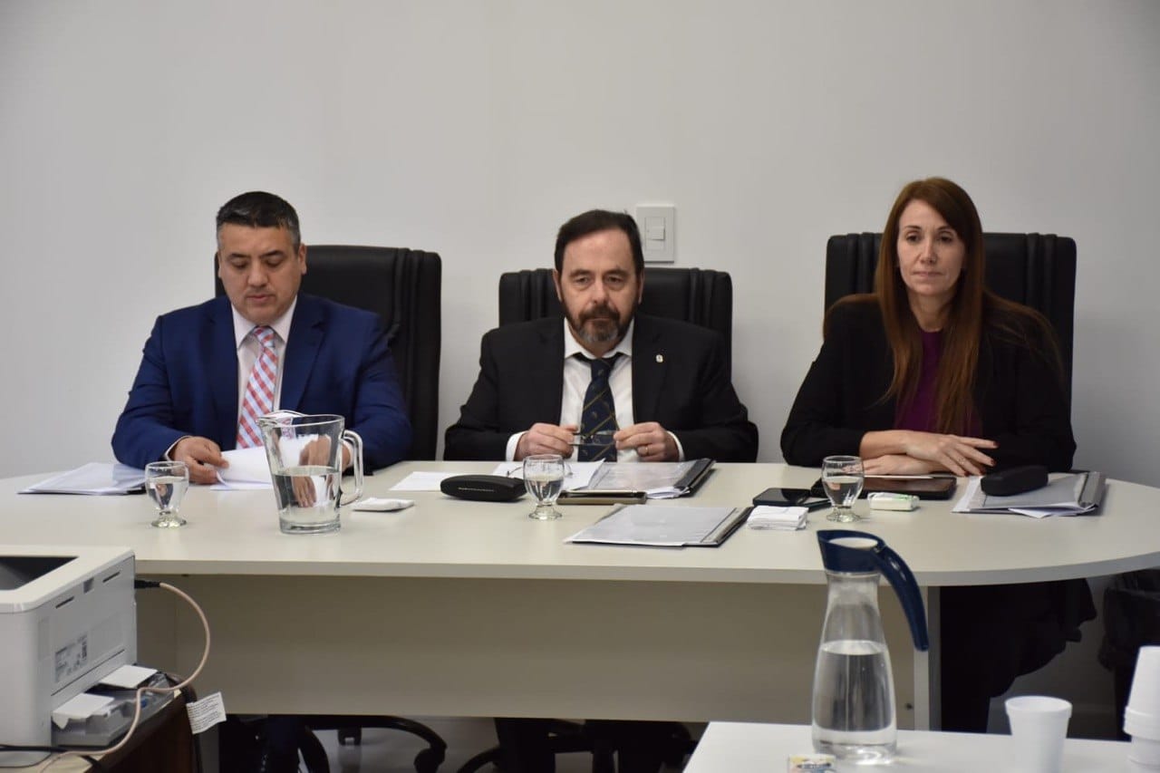 INICIÓ EN TOLHUIN EL JUICIO CONTRA UN HOMBRE ACCUSADO DE ABUSAR Y LESIONAR A SU EXPAREJA