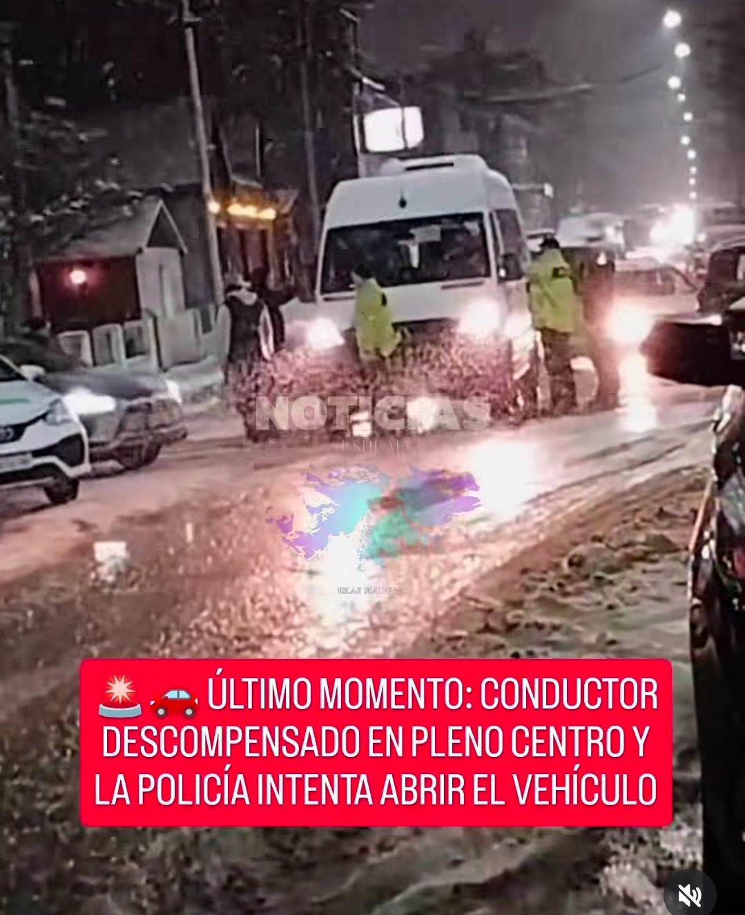 CONDUCTOR DESCOMPENSADO EN PLENO CENTRO Y LA POLICÍA INTENTA ABRIR EL VEHÍCULO