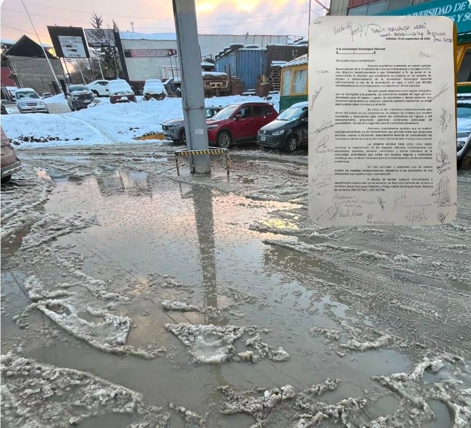 ⚠️🧊 ESTUDIANTES RECLAMAN MEJORAS EN EL INGRESO Y ESTACIONAMIENTO DE LA UTN POR LA ACUMULACIÓN DE HIELO Y AGUA