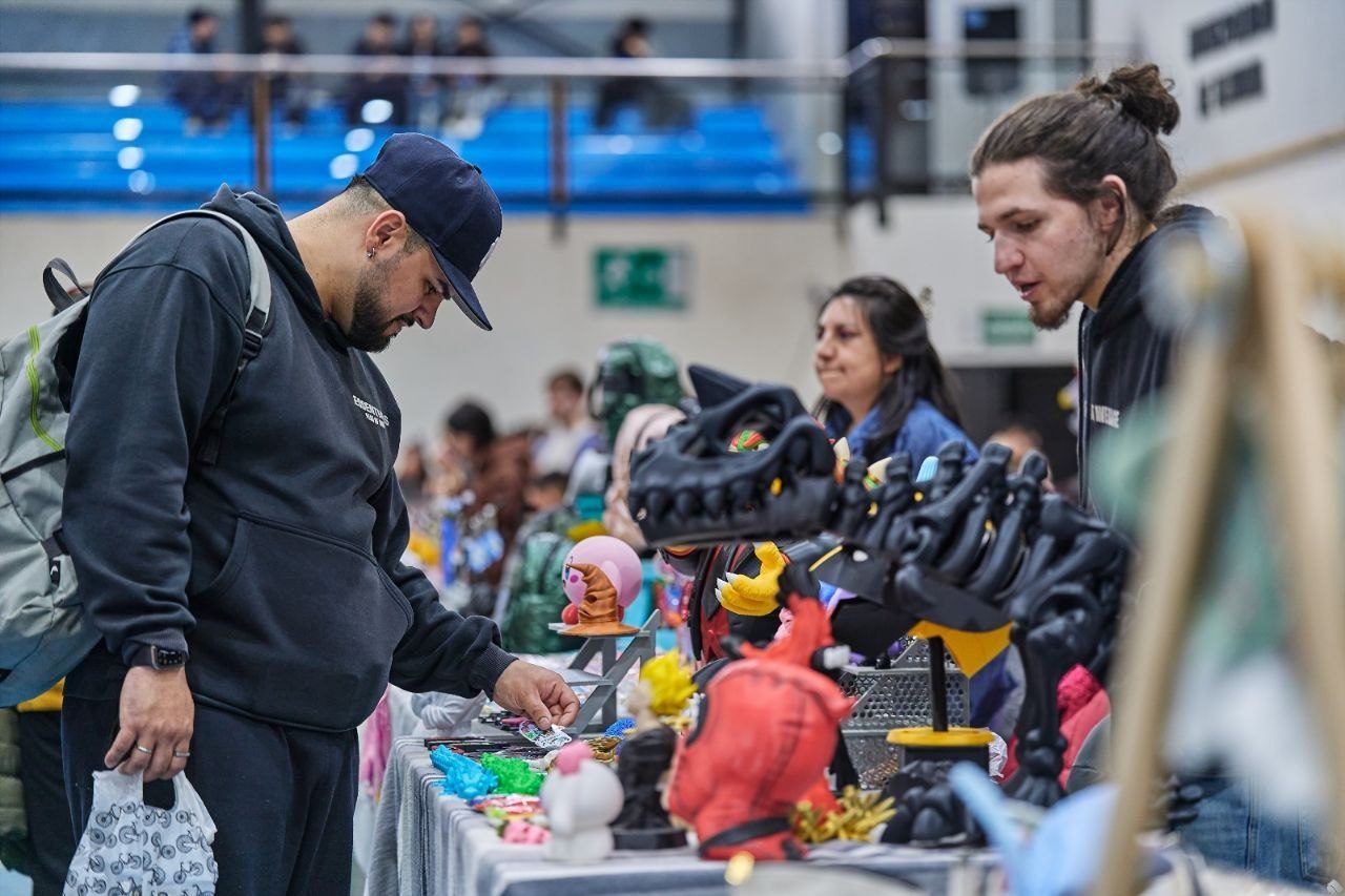 LA EXPO EMPRENDIENDO Y EL MERCADO CONCENTRADOR CONVOCARON A CIENTOS DE VECINOS DE USHUAIA 