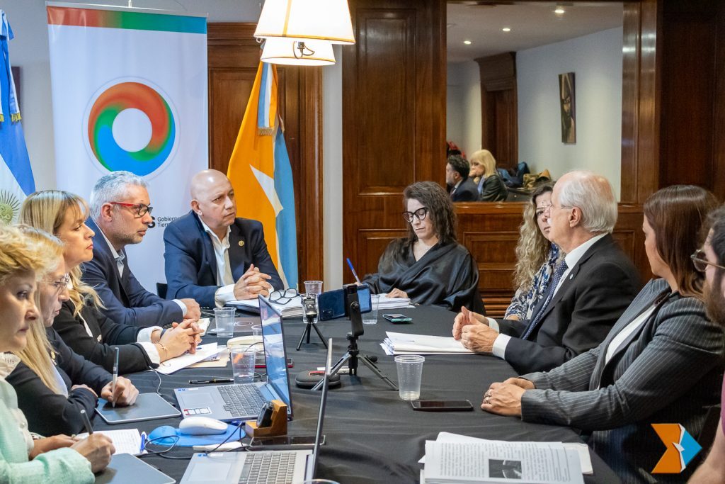 Legisladores y Legisladoras encabezaron una sesión de la Comisión Especial Investigadora